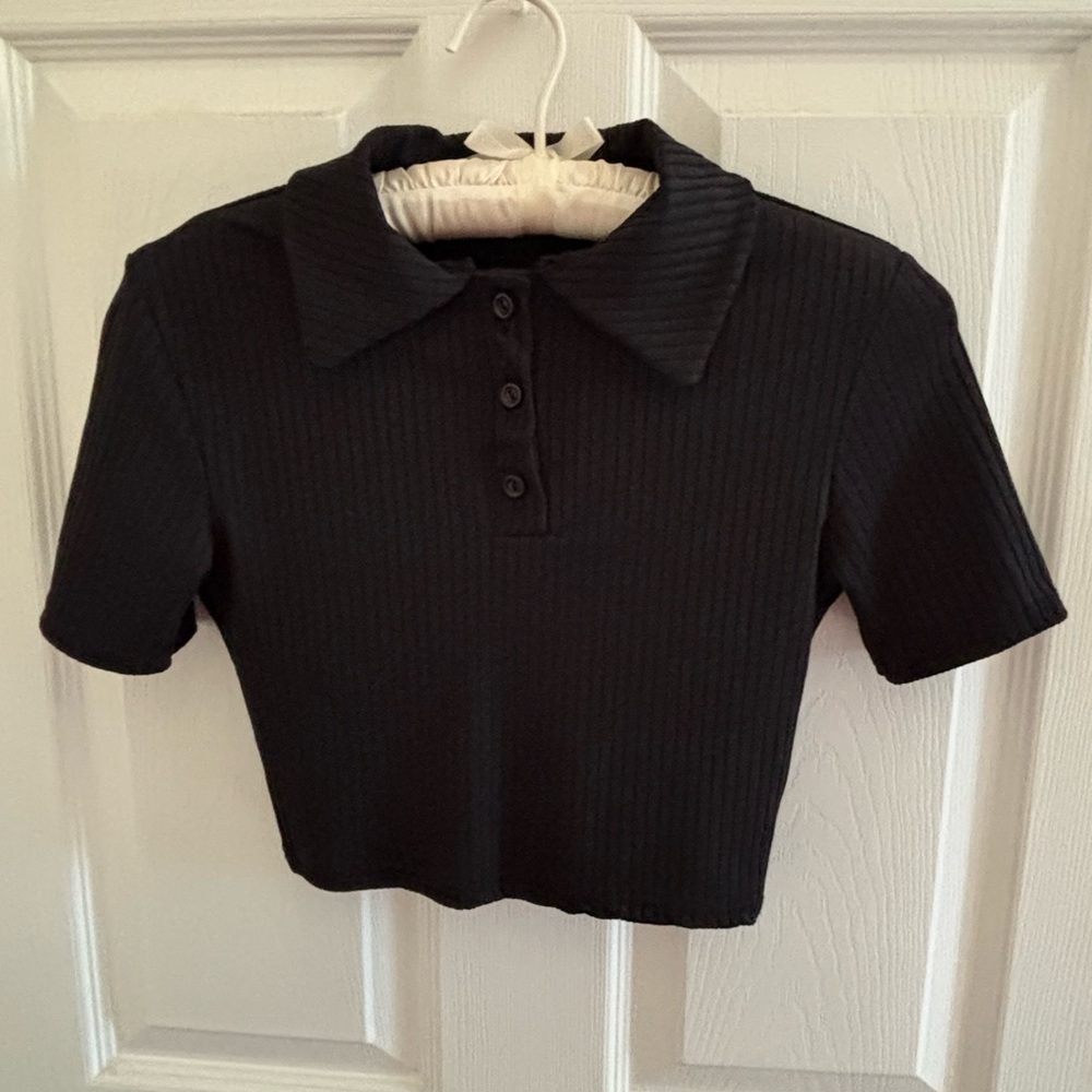 Women’s Black Ribbed Polo Crop Top
